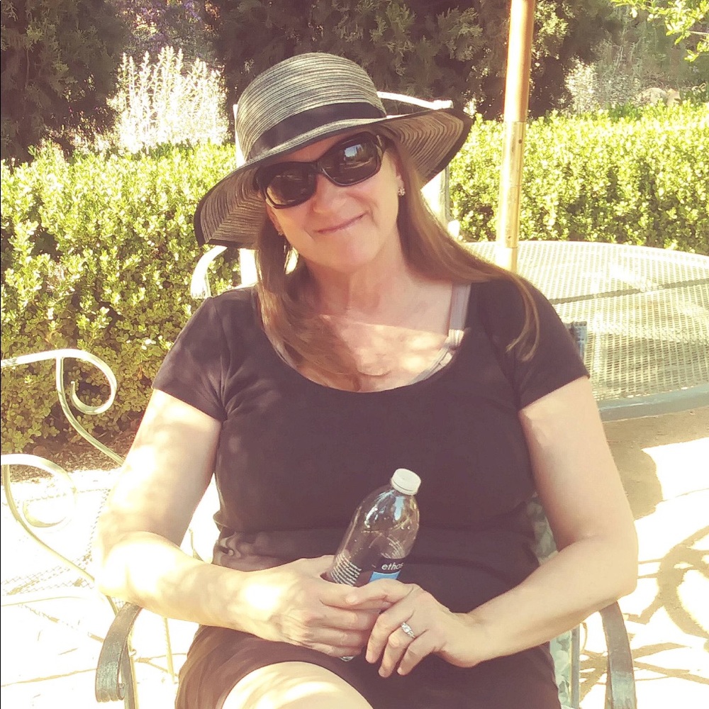 Meet your Posher, Michellie